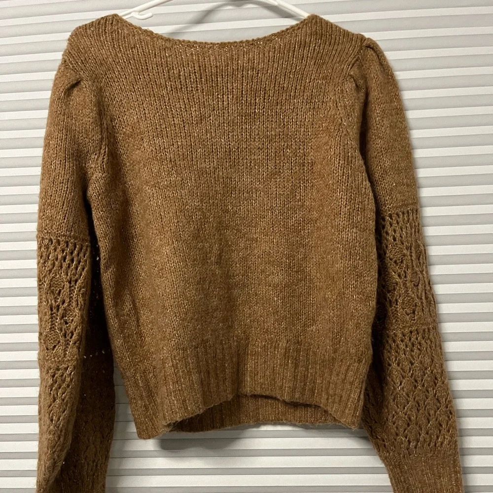Sweater - Picture 1 of 3